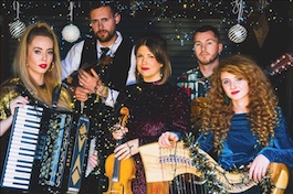CALAN
Taith Nadolig yng Nghymru | Christmas in Wales Tour

Canolfan y Celfyddydau Aberystwyth Arts Centre
RHAGFYR 12 DECEMBER