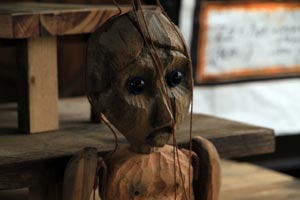 TRAVELLING PUPPET SHOW PREPARES FOR  SIX-WEEK TOUR OF RURAL WALES 