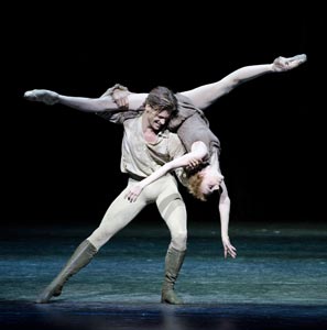 KENNETH MACMILLAN�S BREATHTAKING BALLET, MANON, OPENS THE ROYAL OPERA HOUSE LIVE CINEMA SEASON 2014/2015