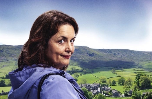 Ruth Jones makes anticipated return to the stage in The Nightingales