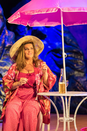 Jodie Prenger will star in the 30th anniversary production of Willy Russell�s Shirley Valentine at Cardiff�s New Theatre