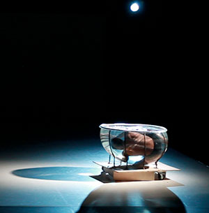 Innovative and compelling International dance programme visits Cardiff 
