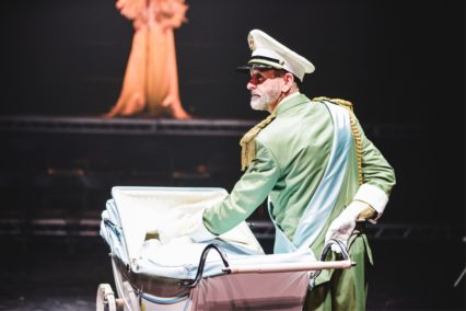 Theatr Genedlaethol Cymru by Theatr Genedlaethol Cymru- Y Cylch Sialc