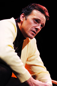 Rhodri Miles as Richard'BURTON'