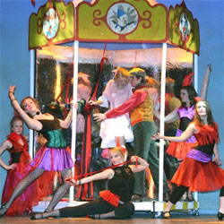 JUNIOR & YOUTH THEATRE WORKSHOPS (5  16 YEARS)
AT THE BERWYN CENTRE, NANTYMOEL