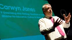 MINISTER TELLS ARTS CONFERENCE I WANT TO WORK WITH YOU