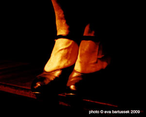 DANCE SHORTS! 10 minutes of fresh & exciting dance