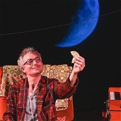 Theatr Iolo by Theatr Iolo- Owl at Home